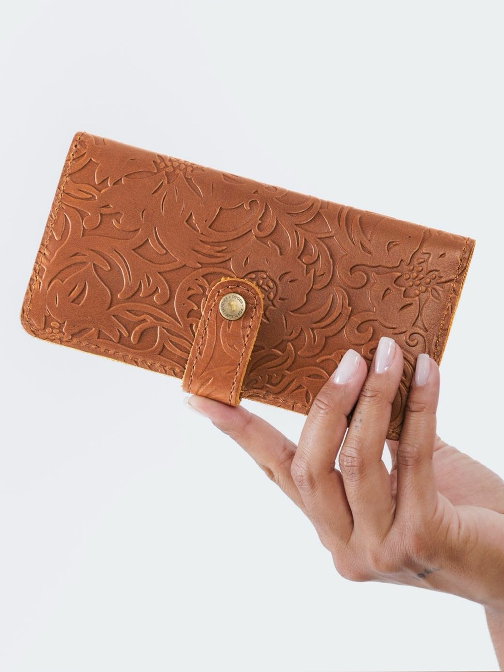 Portland Leather Large Bi-Fold Tooled Leather Wallet Meadow Like New